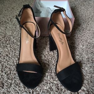 Herstyle women's rosemmina black chunky heels